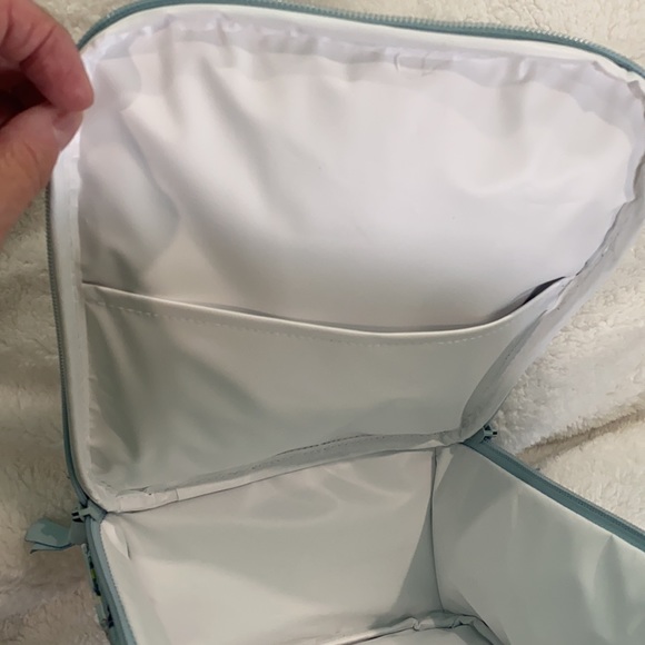 🆕💙Vera Bradley Deluxe Lunch Bunch, “Java Navy Camo” - Picture 4 of 8